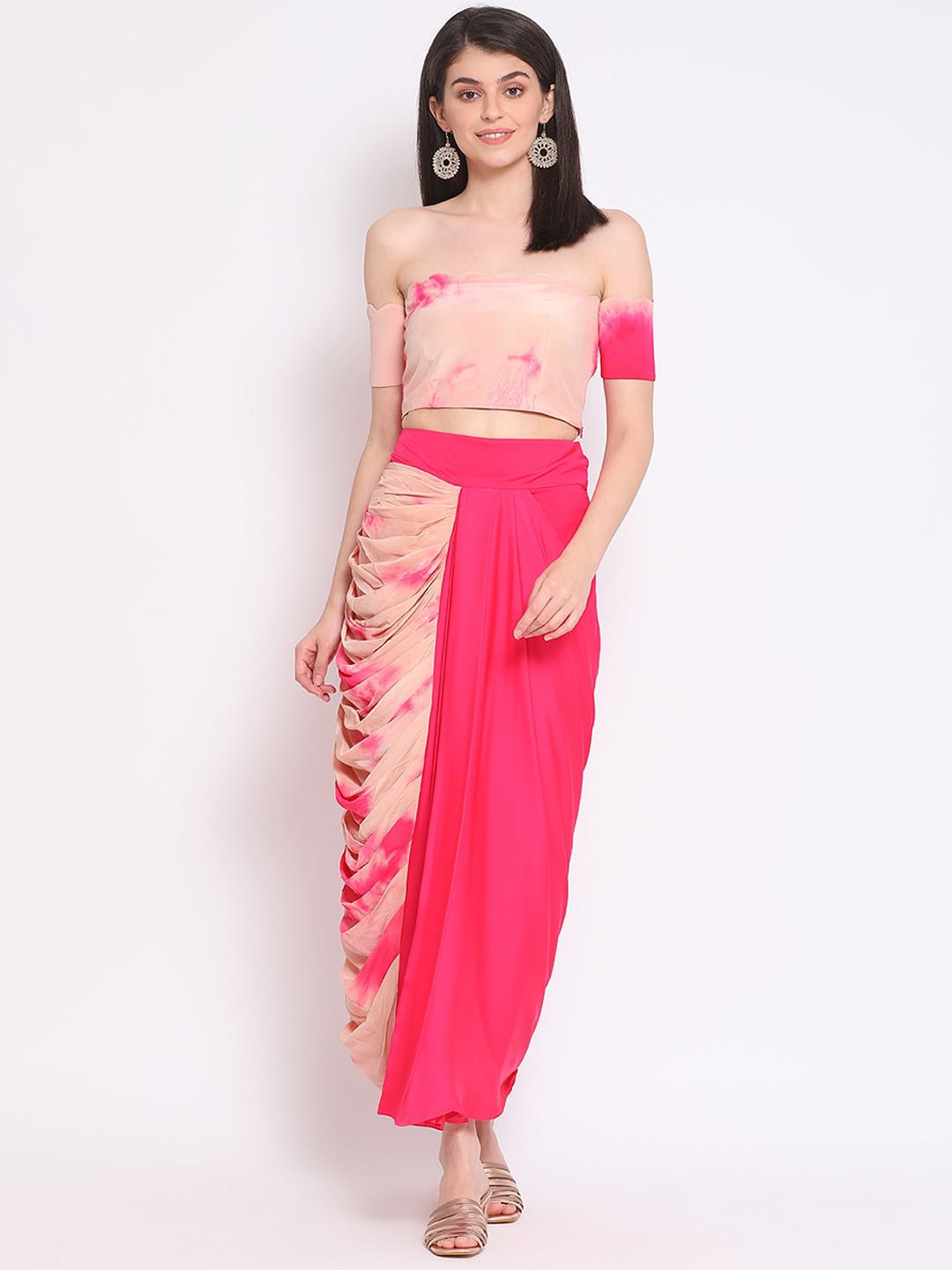 FIXED SAREE IN CREPE & POLY SATIN WITH ORGANZA CAPE